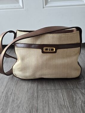 Etienne Aigner Woven Shoulder Bag Ivory Brown Manmade Trim Gold Turn Lock Vtg